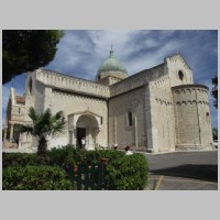 Duomo di Ancona, photo Parsifall, Wikipedia,2.jpg